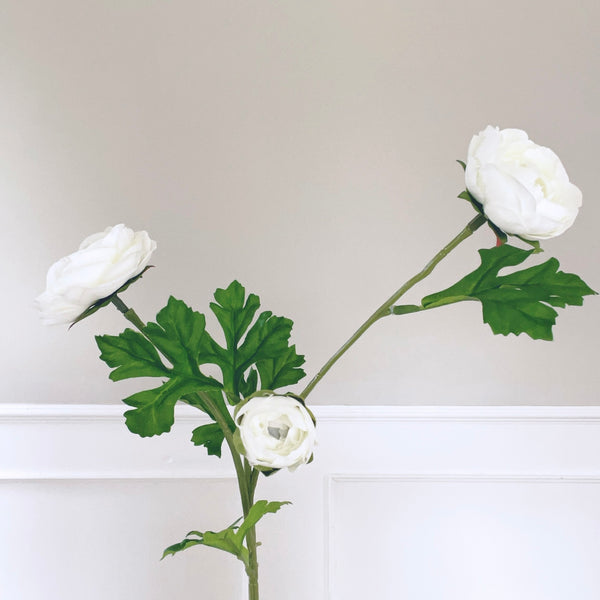 Luxury Silk White Ranunculus Stem